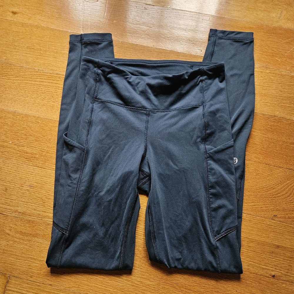 Dark Teal color Lululemon leggings